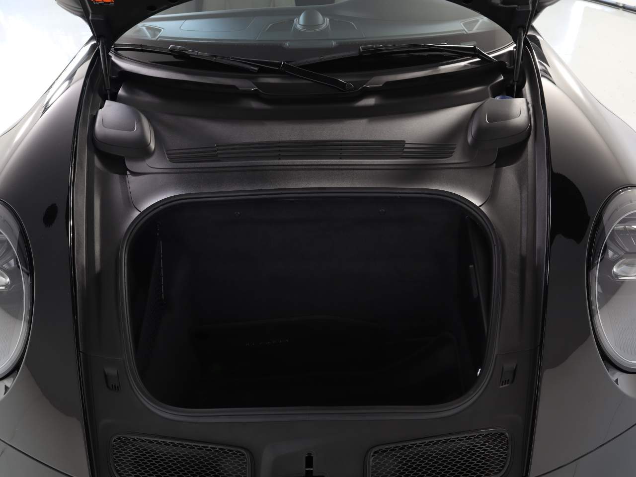 2024 Porsche 911 GT3 Touring photo 21