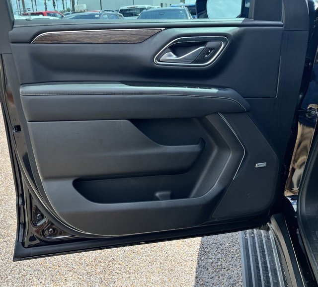 2024 Chevrolet Tahoe Premier photo 12