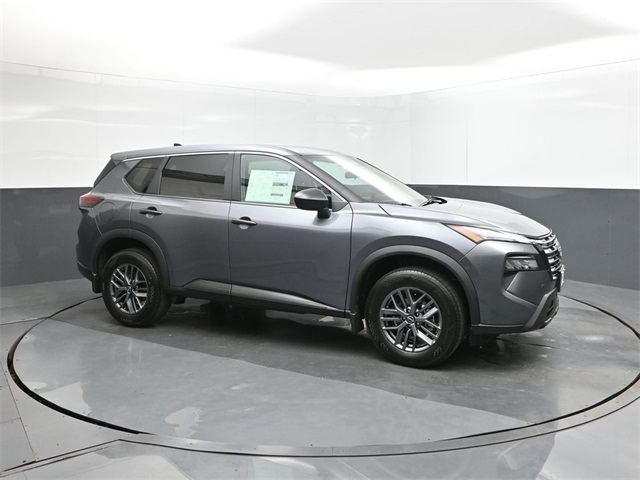 2026 Nissan Rogue S photo 13