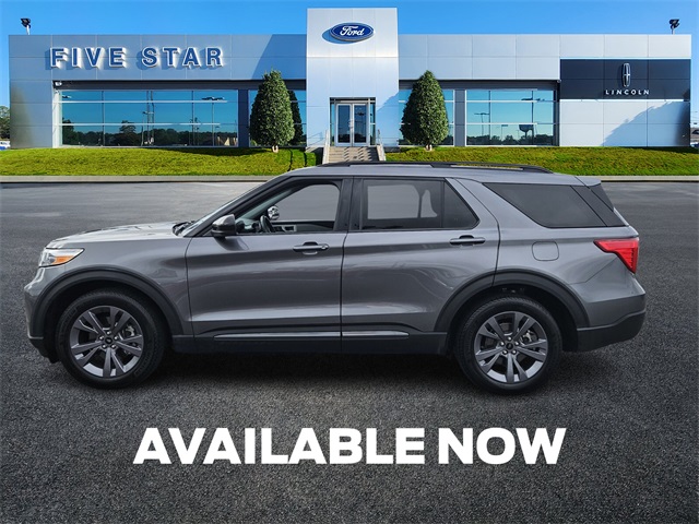 2023 Ford Explorer XLT photo 4