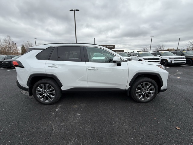 2025 Toyota RAV4 XLE Premium photo 2