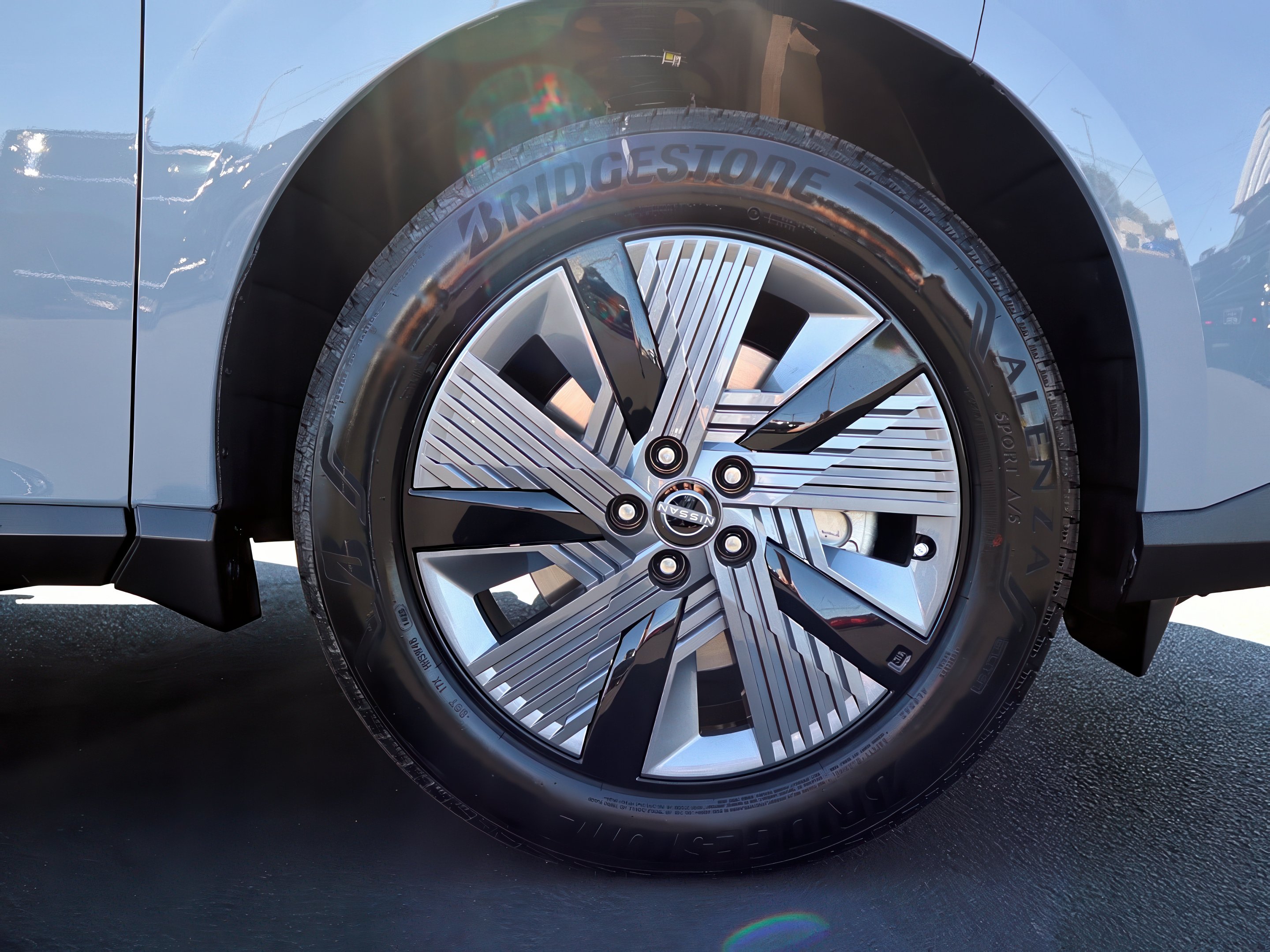 2025 Nissan Murano SL photo 23