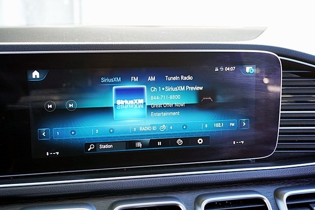 Used 2020 Black Mercedes-Benz GLE 350 image 25