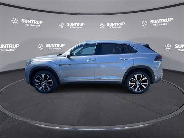 2026 Volkswagen Atlas Cross Sport SEL Premium R-Line photo 11