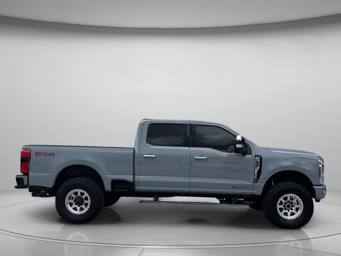 2024 Ford F-250 Limited photo 2