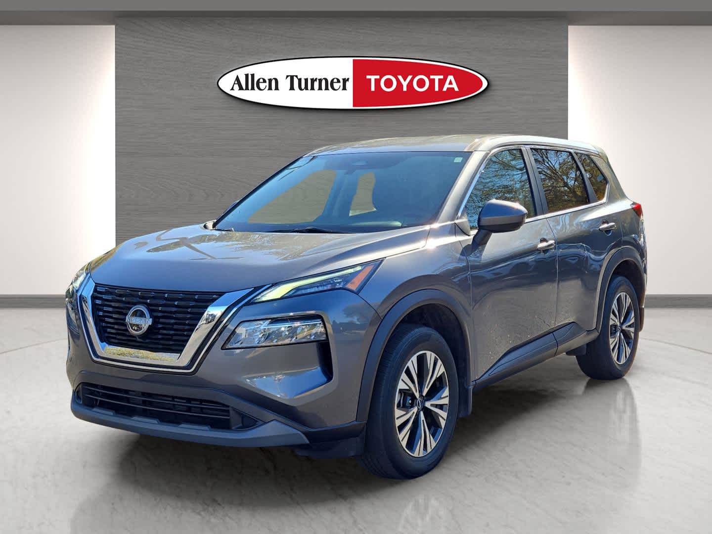 2023 Nissan Rogue SV photo 3