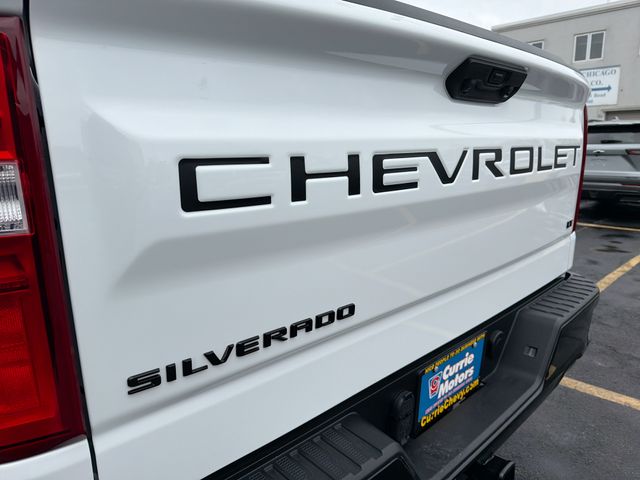 2025 CHEVROLET SILVERADO - Image 32