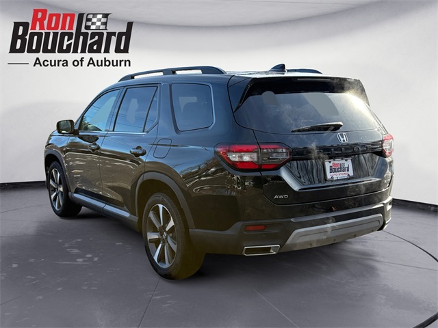 2025 Honda Pilot Elite photo 2