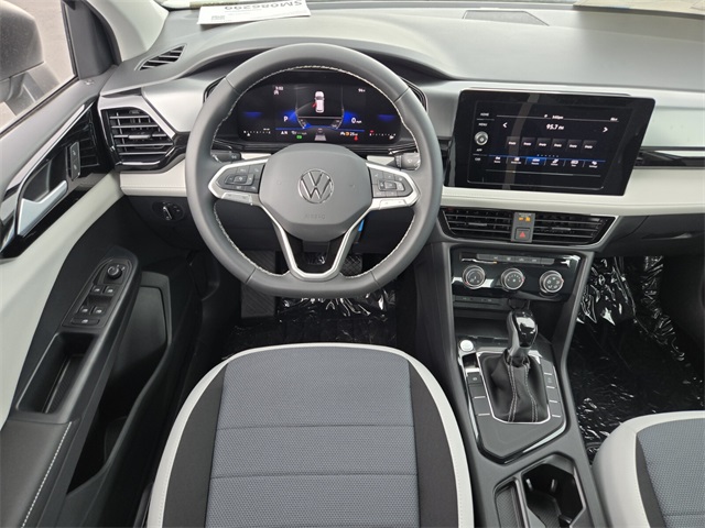 2025 Volkswagen Taos S photo 7