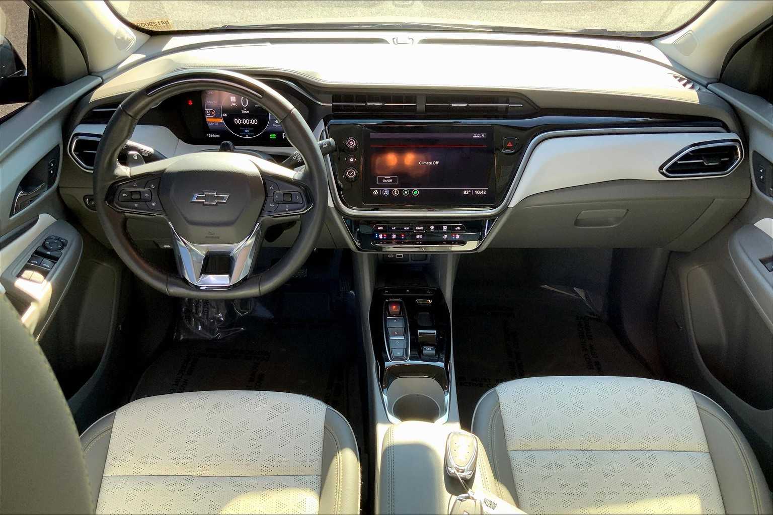 2022 Chevrolet Bolt EUV Premier photo 14