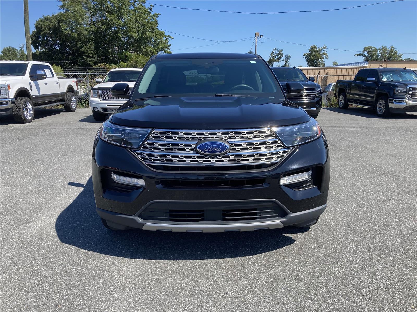 2022 Ford Explorer Limited photo 2