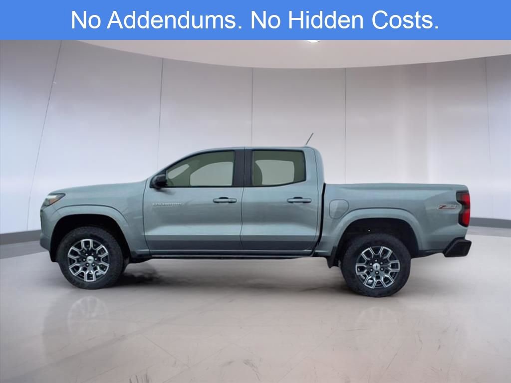 2024 Chevrolet Colorado Z71 photo 2