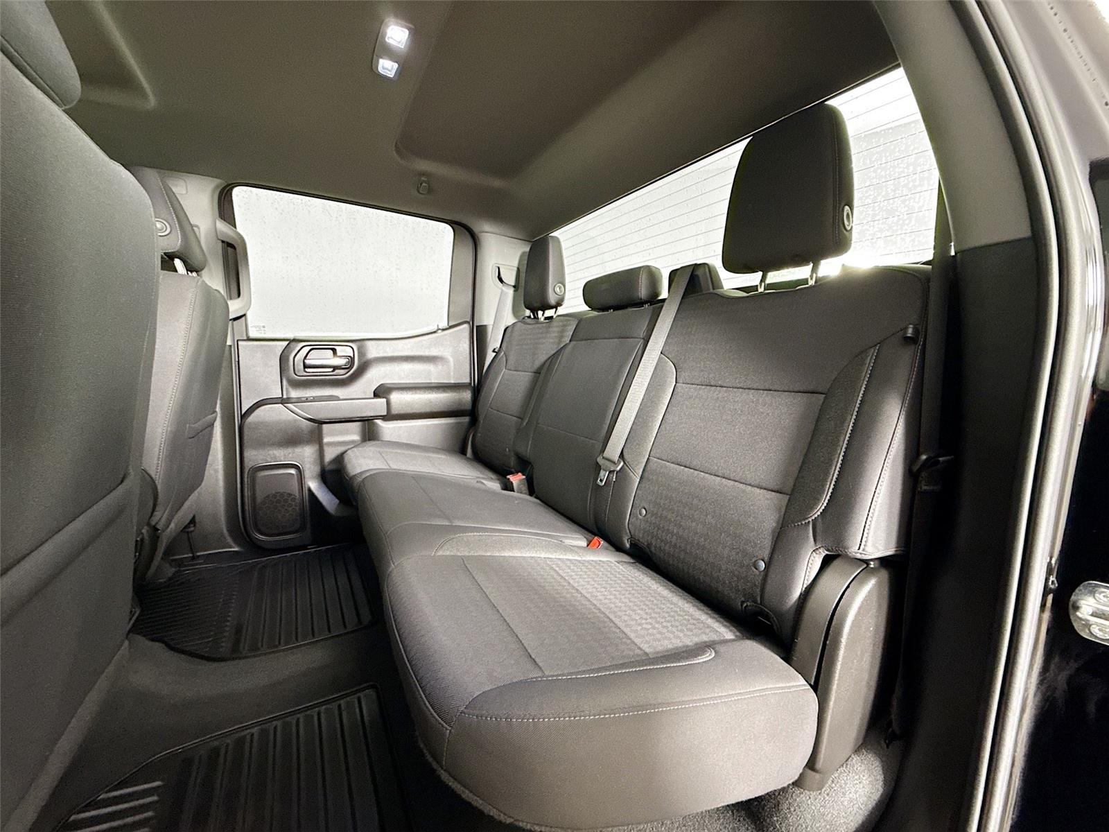 2023 Chevrolet Silverado 1500 Custom photo 17