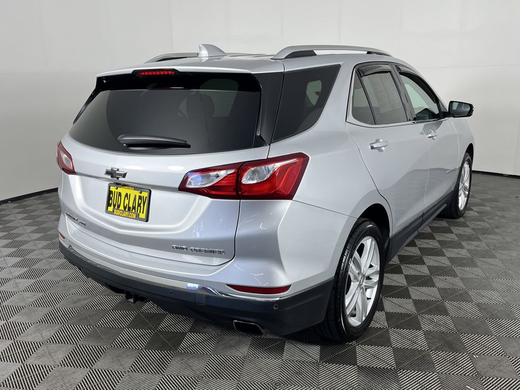 2020 Chevrolet Equinox Premier photo 3