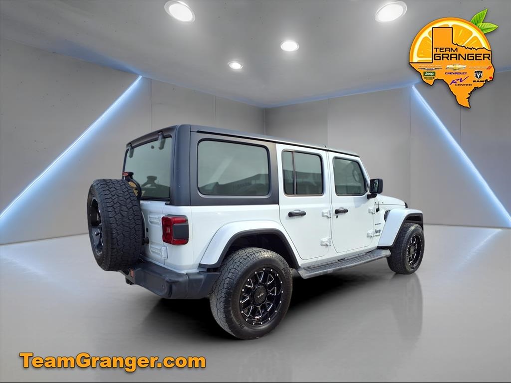 2018 Jeep Wrangler Unlimited Sahara photo 4