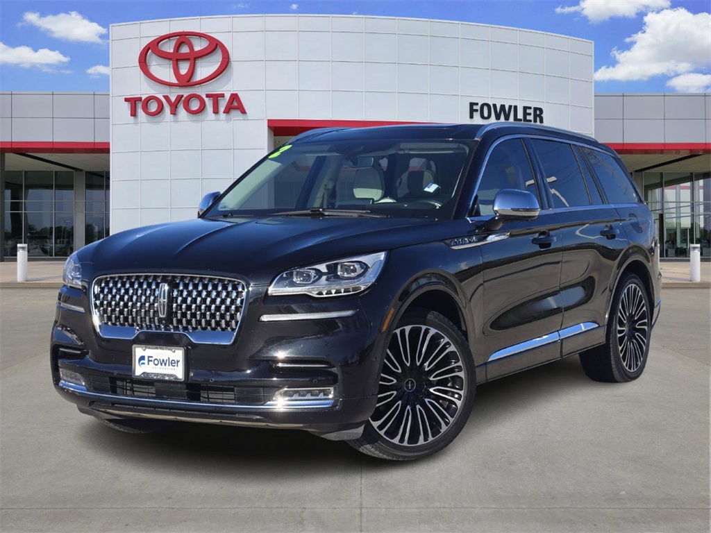 2020 Lincoln Aviator Black Label's photo