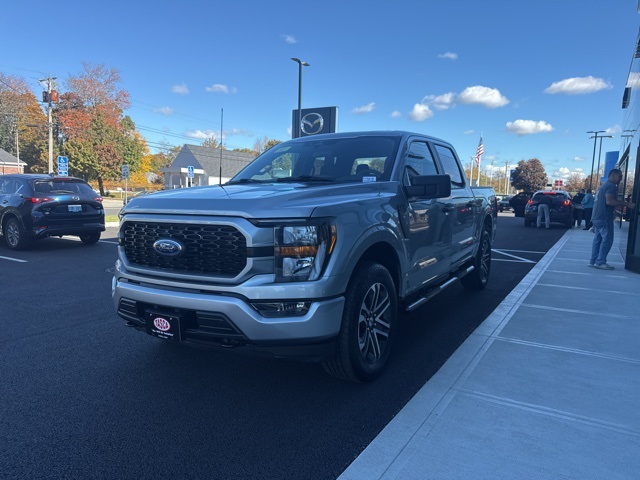 2023 Ford F-150 XL photo 3
