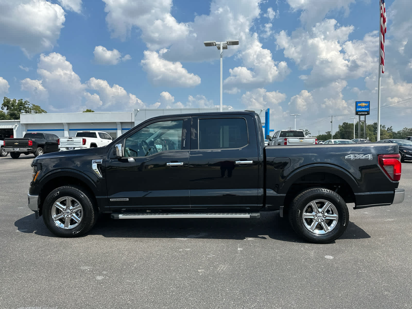 2024 Ford F-150 XLT photo 6