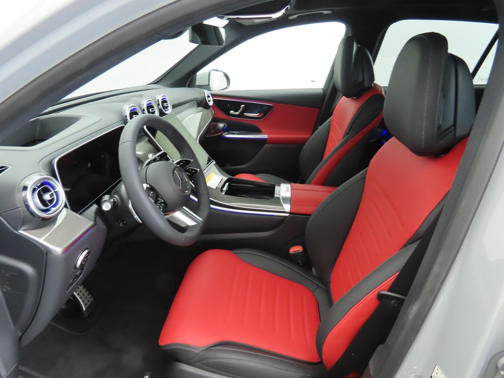2025 Mercedes Benz GLC 300 photo 19