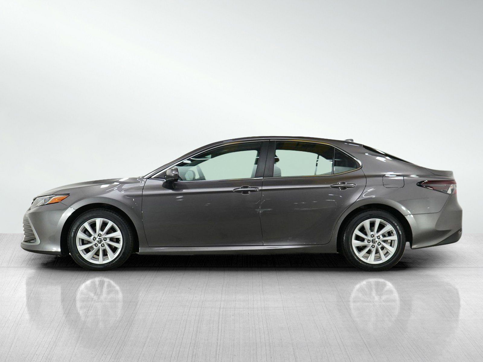 Used 2022 Toyota Camry LE with VIN 4T1C11AK3NU636343 for sale in Bloomington, Minnesota