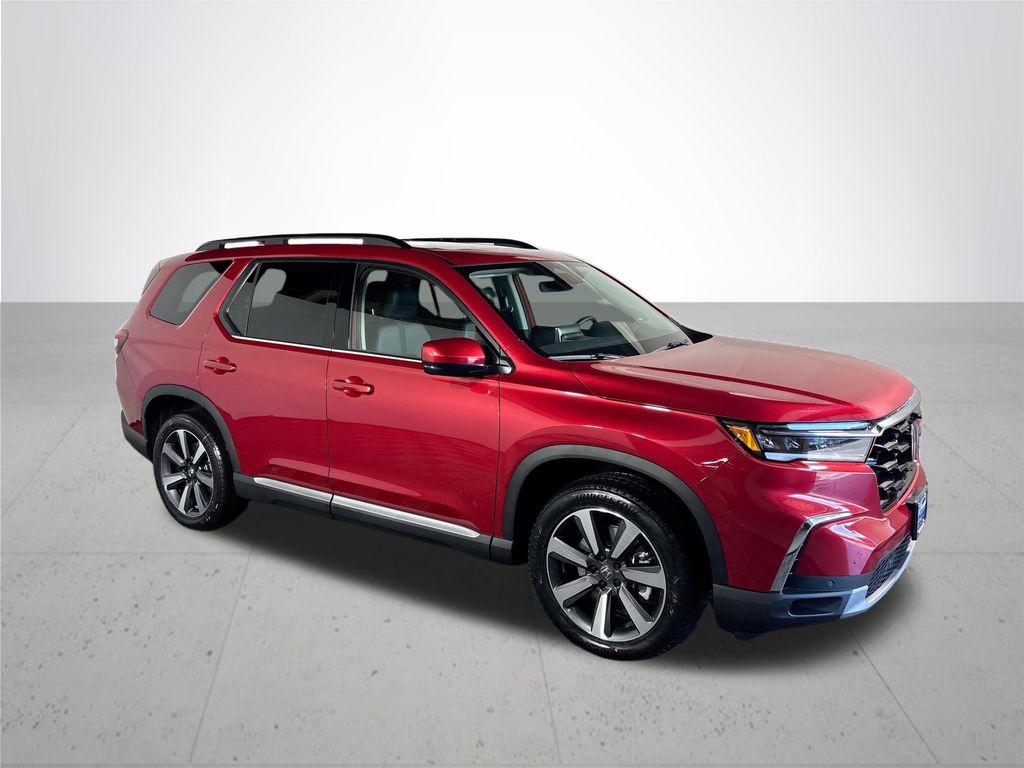 2025 Honda Pilot Touring photo 4
