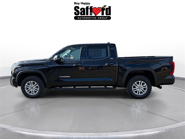 2022 Toyota Tundra SR5 CrewMax photo 3