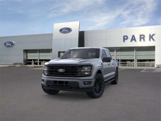 2025 Ford F-150 XLT photo 2