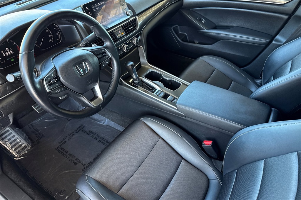 2022 Honda Accord Sport photo 4