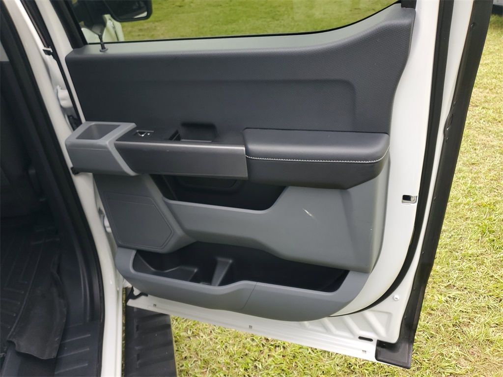 2021 Ford F-150 XLT photo 29
