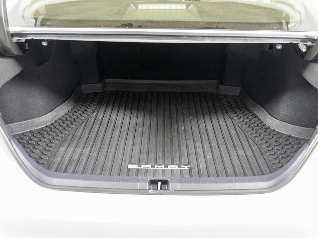 2018 Toyota Camry XLE XSE photo 26