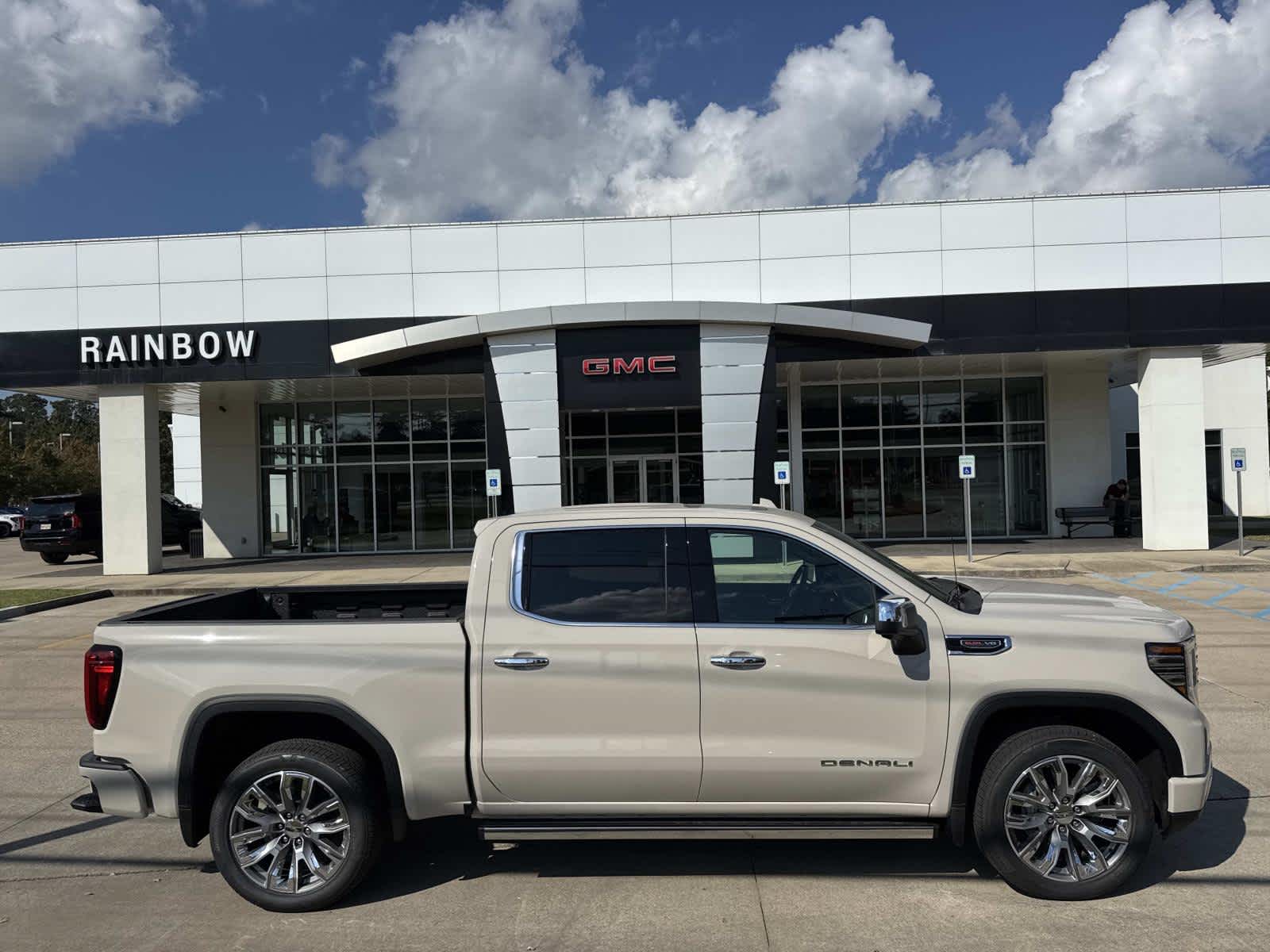 2026 GMC Sierra 1500 Denali's photo