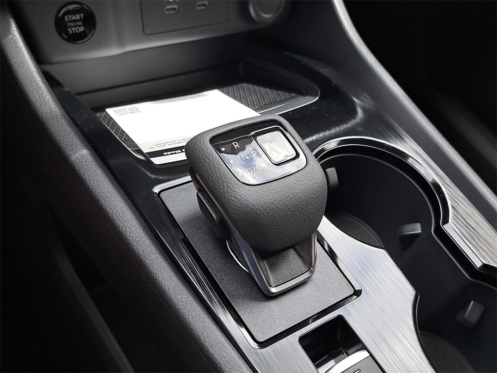 2026 Nissan Rogue SV photo 29