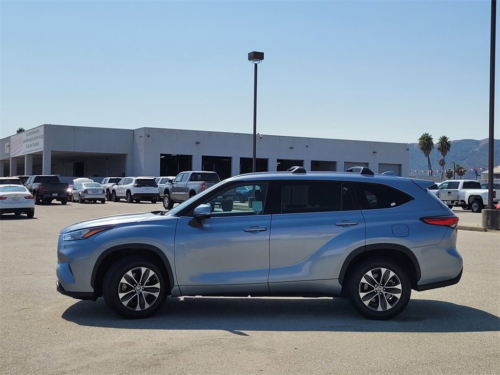 2020 Toyota Highlander XLE photo 8