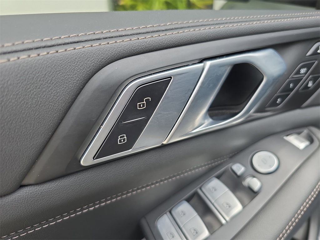 2025 Bmw X7 xDrive40i photo 21