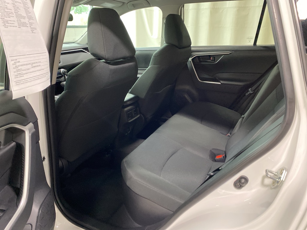 2021 Toyota RAV4 Hybrid LE photo 12