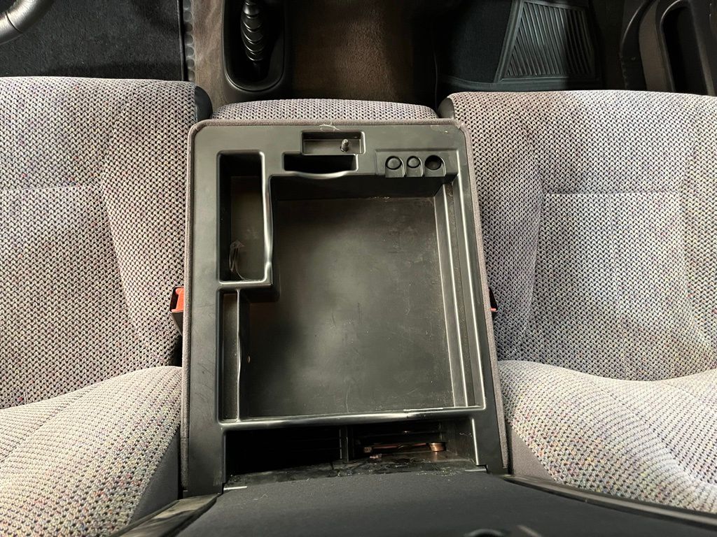 2000 Dodge Ram SLT photo 23