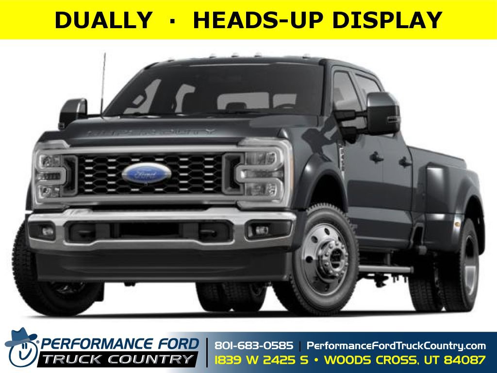 2026 Ford F-450 Super Duty Platinum's photo