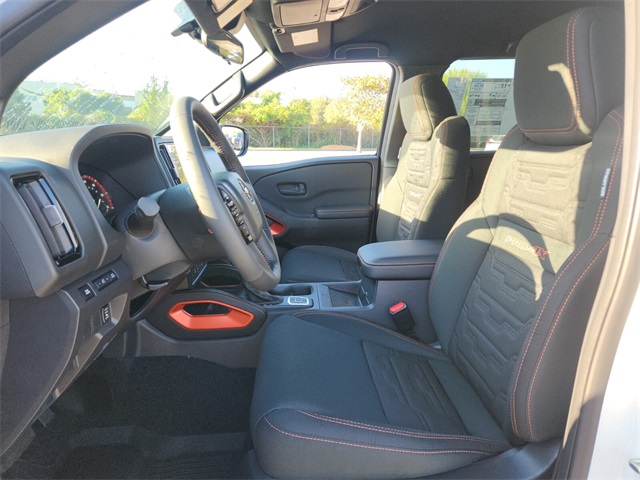 2026 Nissan Frontier Crew Cab PRO-4X photo 7