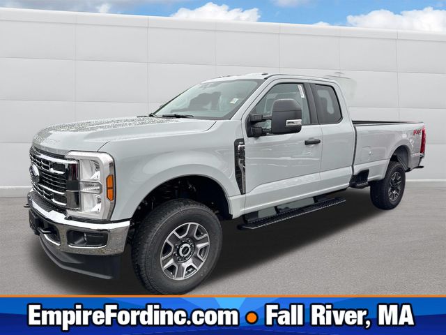 2025 Ford F-250 Super Duty XL's photo