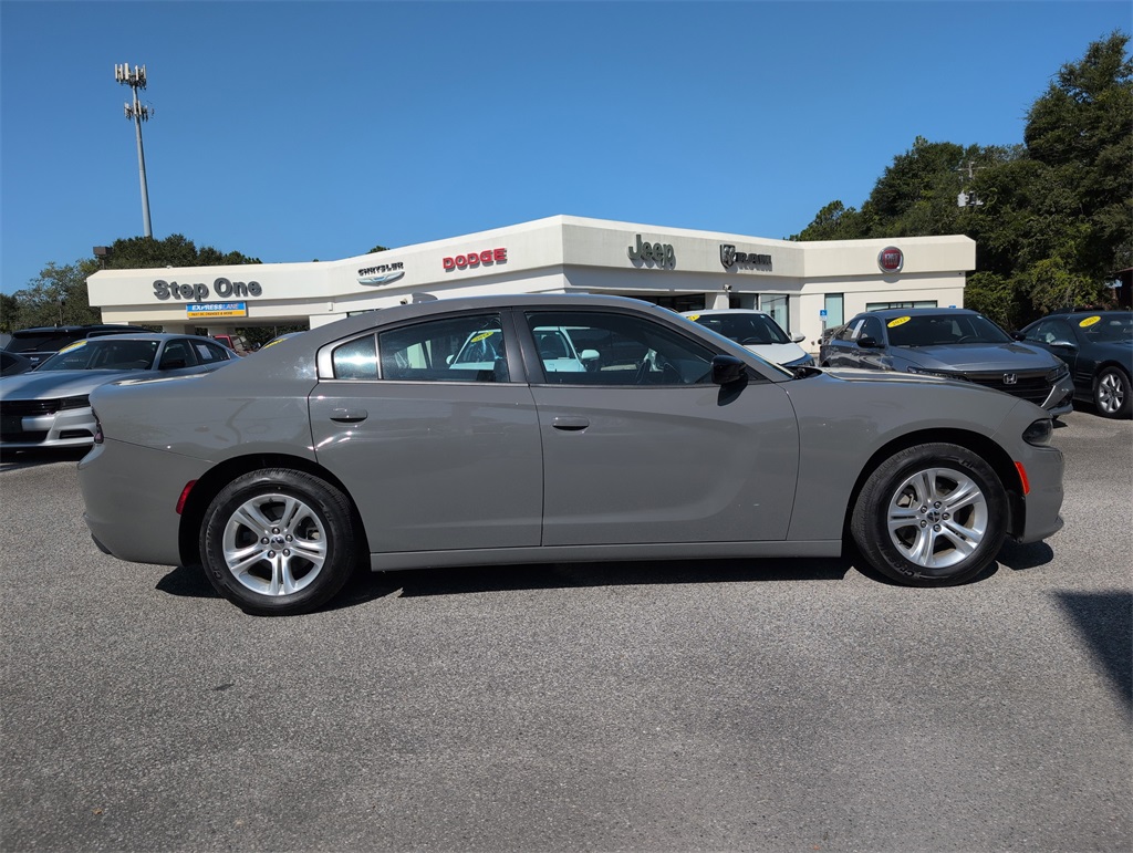 2023 Dodge Charger SXT photo 4