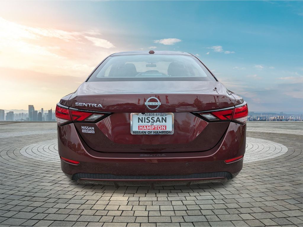 2025 Nissan Sentra SV photo 4
