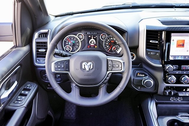 New 2026 Diamond Black Crystal Pearl-Coat Exterior Paint RAM Big Horn/Lone Star image 23