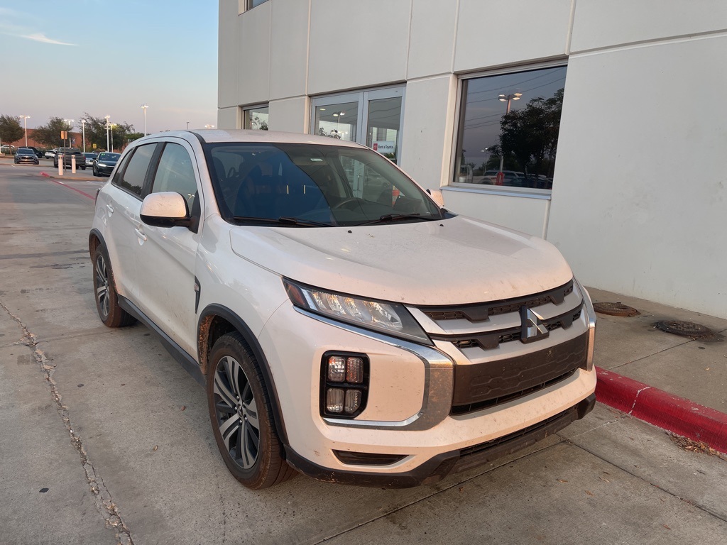 2020 Mitsubishi Outlander Sport ES photo 2
