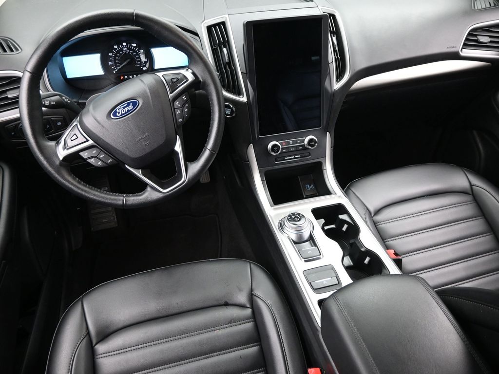 2024 Ford Edge SEL photo 10