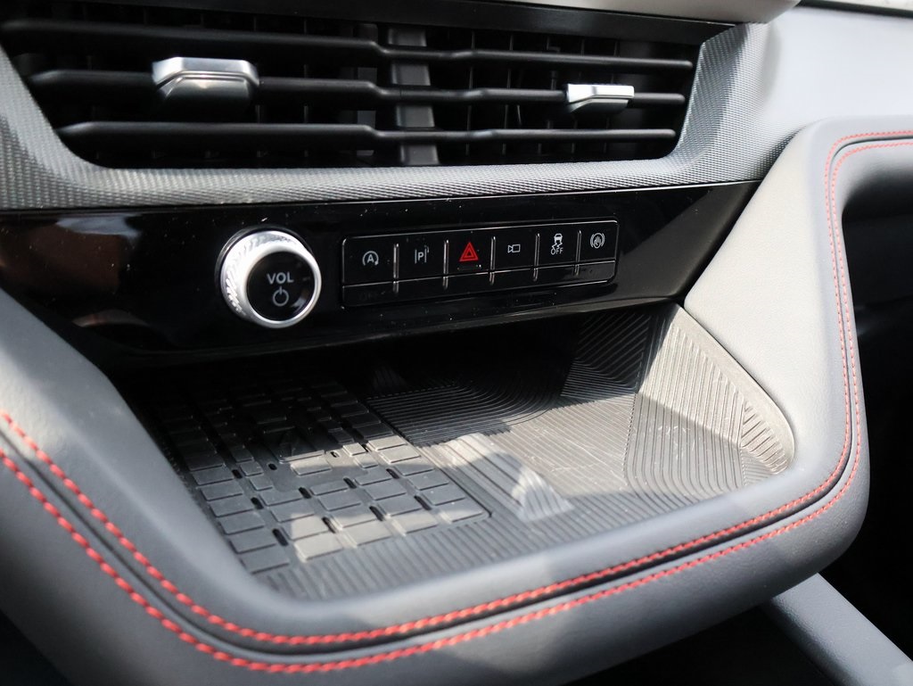 2025 Ford Explorer ST photo 34