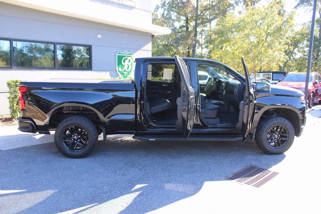 2021 Chevrolet Silverado 1500 LT Trail Boss photo 2