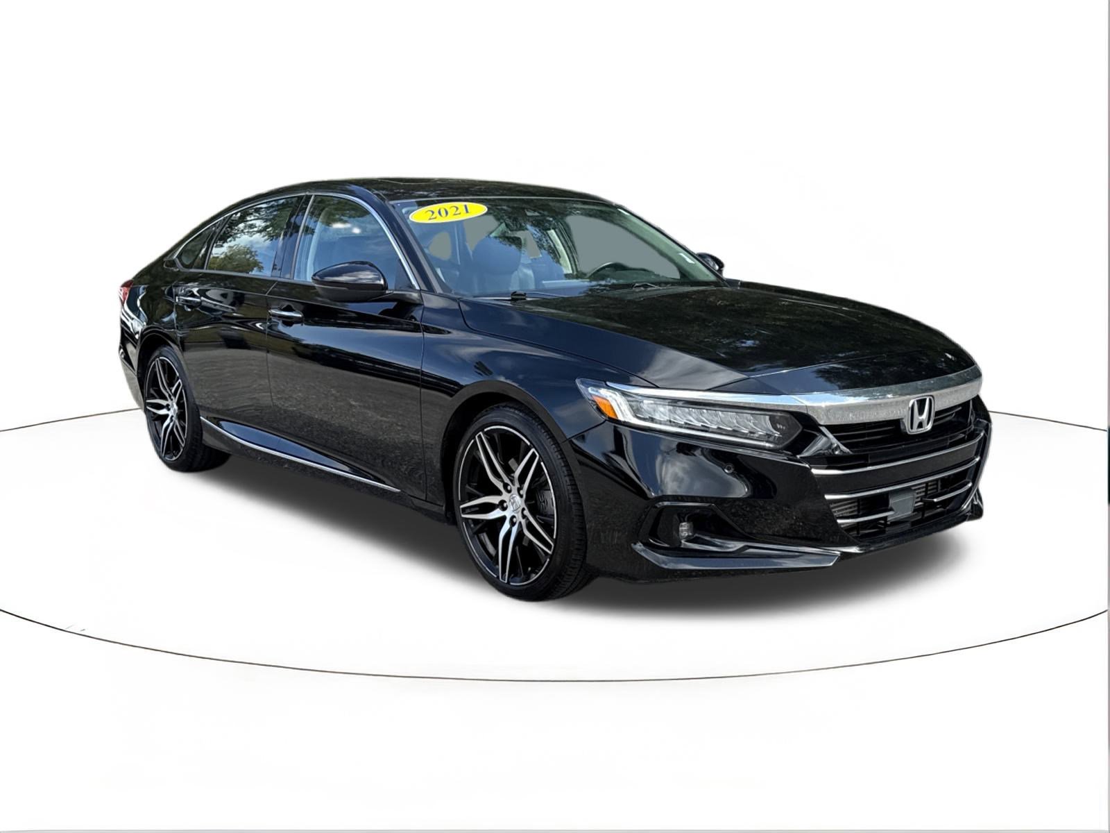 2021 Honda Accord Touring's photo