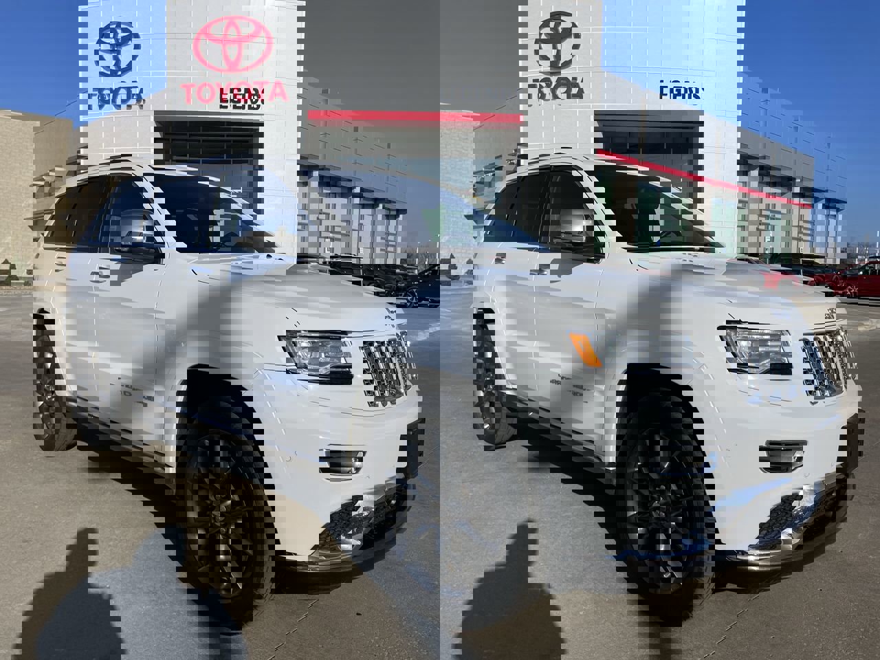 2016 Jeep Grand Cherokee Summit's photo