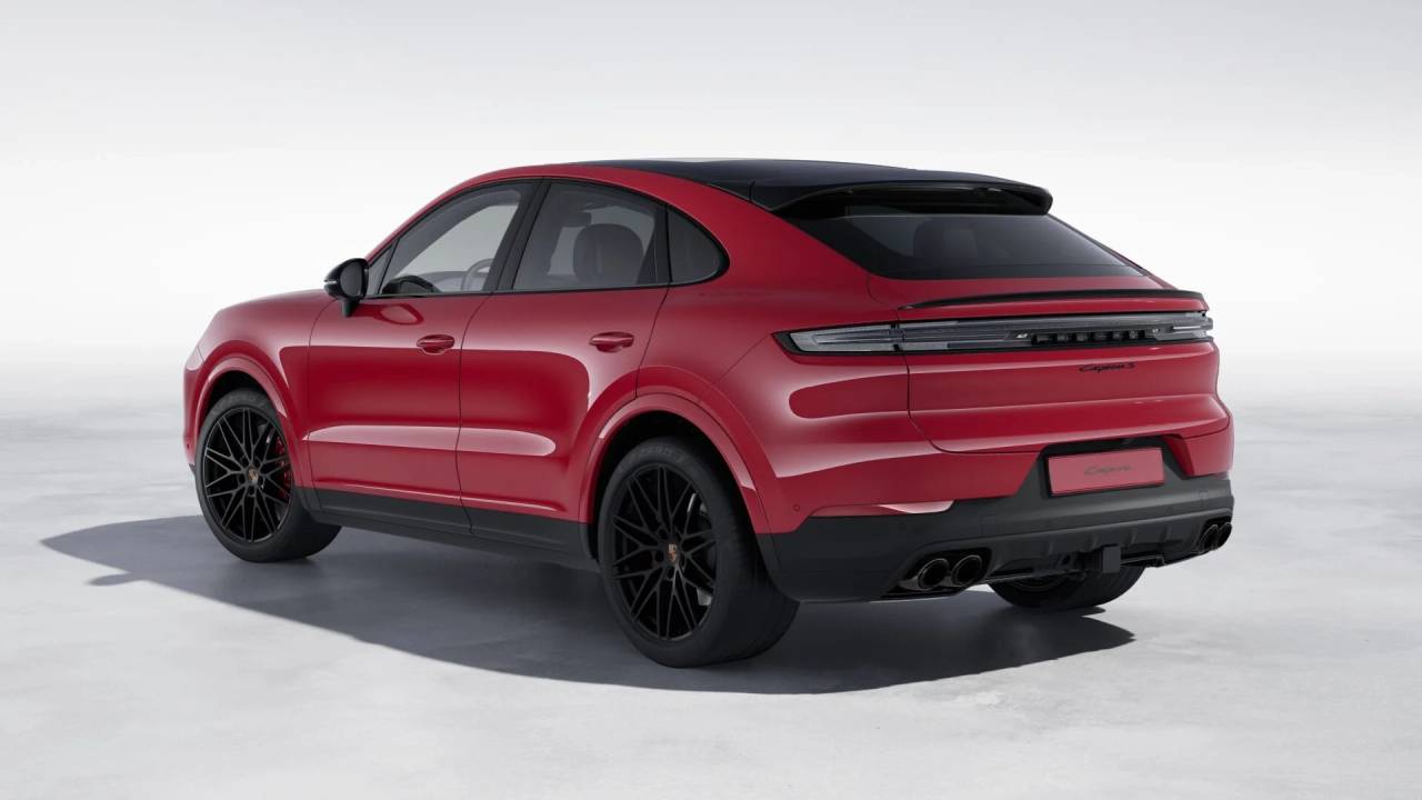 2026 Porsche Cayenne S Coupe photo 3