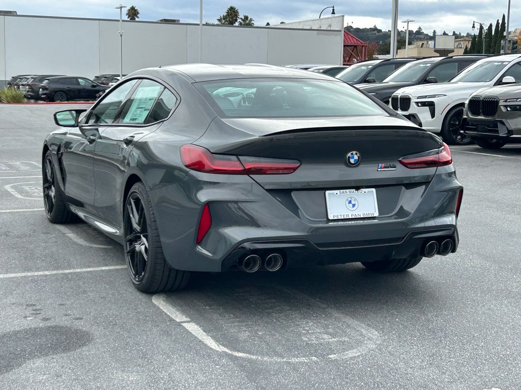 2025 Bmw M8 Competition photo 3